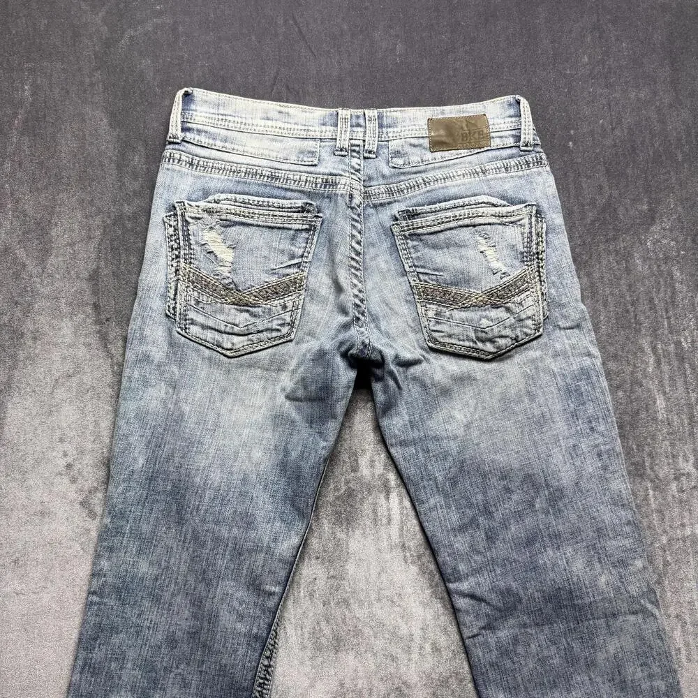 BKE Aiden Boot fit Jeans Mens 31x32 Blue Light Wash Distressed Stretch Denim